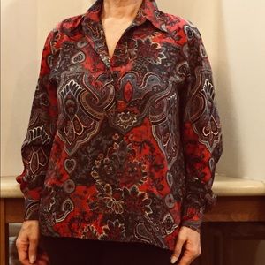 Women shirt paisley